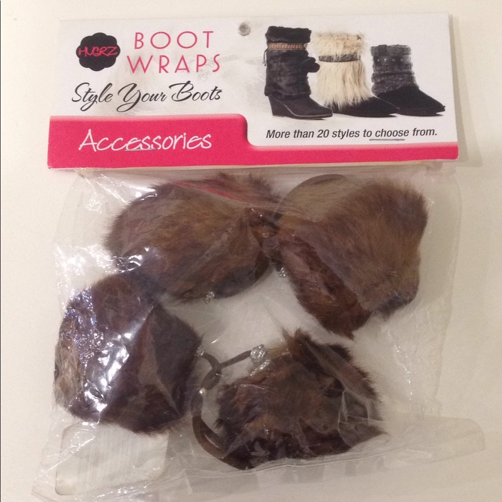 Hugrz Boot Pom Poms in Faux Beaver Fur 4 Quantity